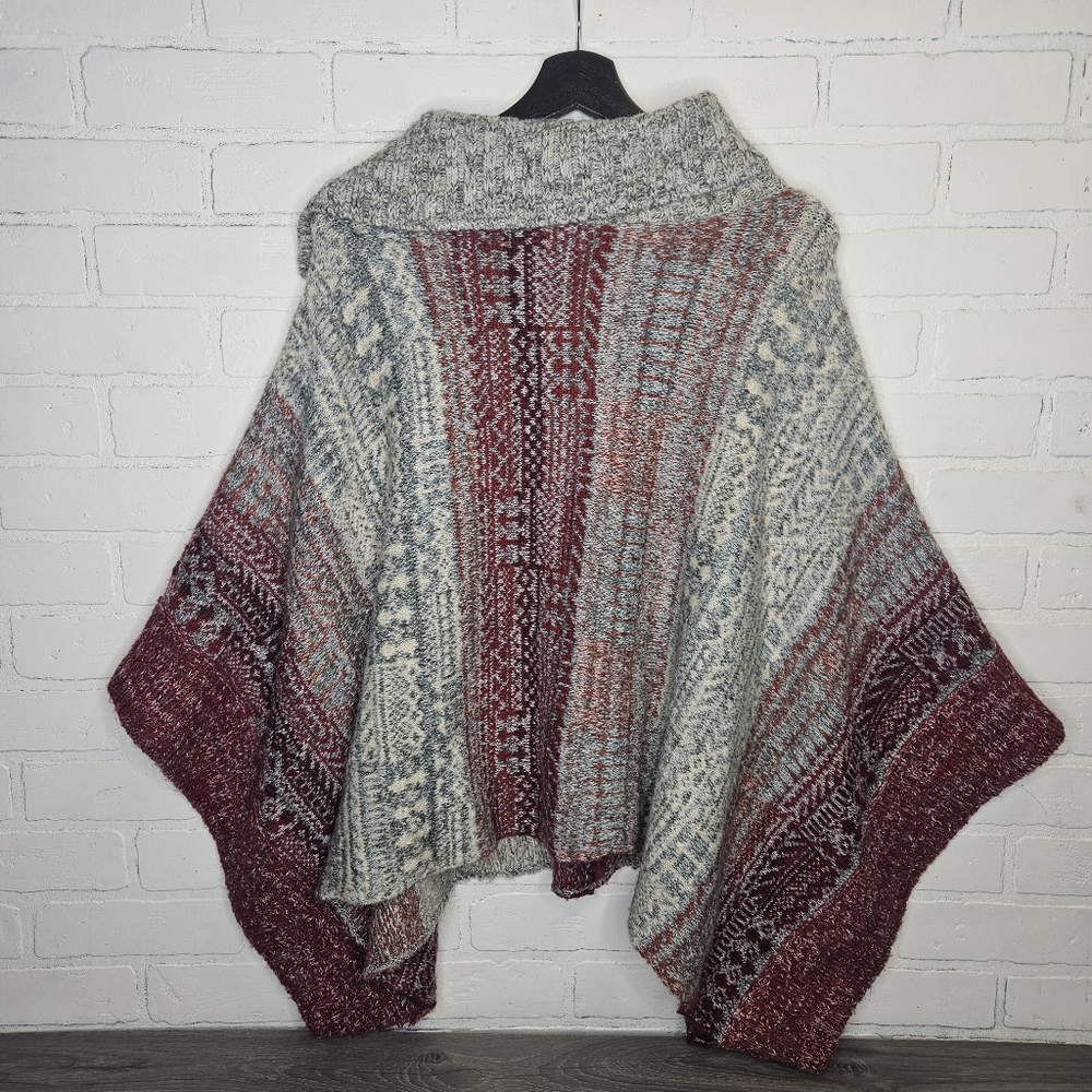 Free People Marled Gray and Burgundy Knit Poncho